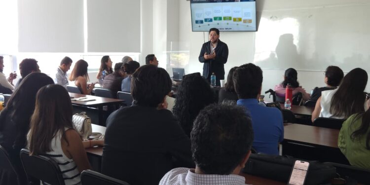 Gobierno de Pepe Chedraui comparte experiencia en gestión para resultados en Congreso Internacional