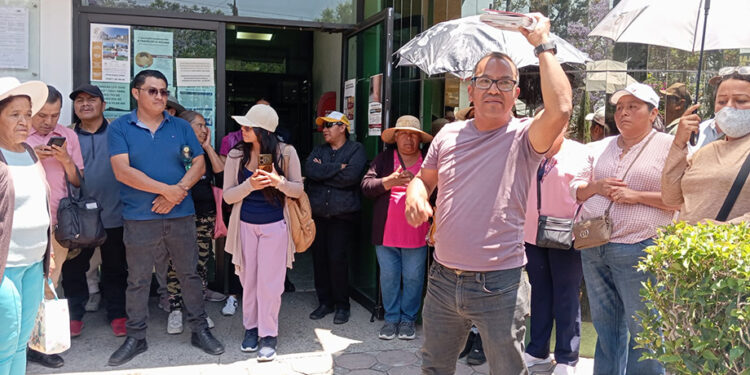 Demandan solución a obras en Texmelucan