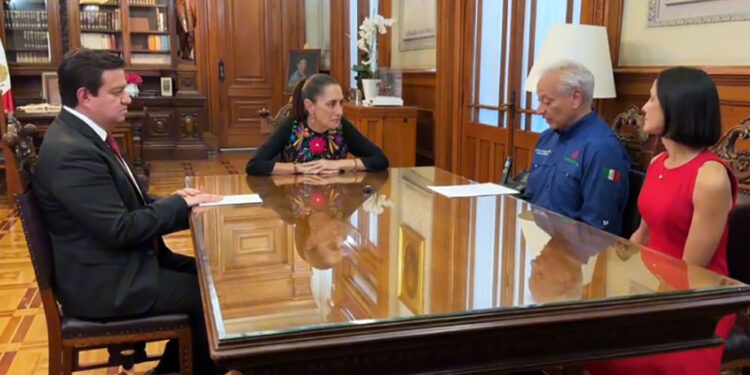 Anuncia Claudia Sheinbaum cambio en la dirección general de PEMEX