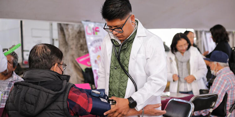 Brinda DIF Puebla Capital recomendaciones en el Día Mundial de la Hipertensión