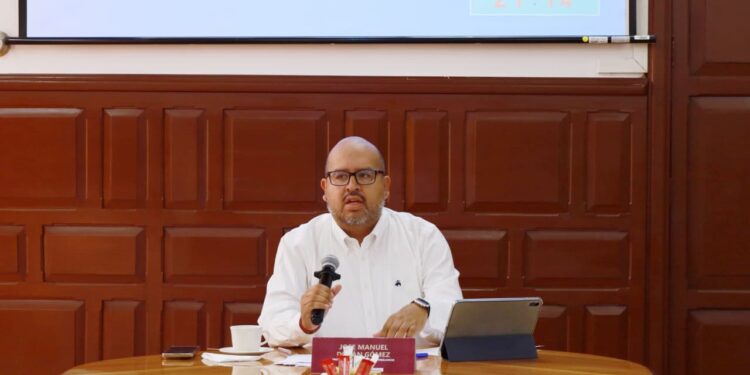 Reporta Comisión cumplimiento de calendario en el Cabildo durante abril