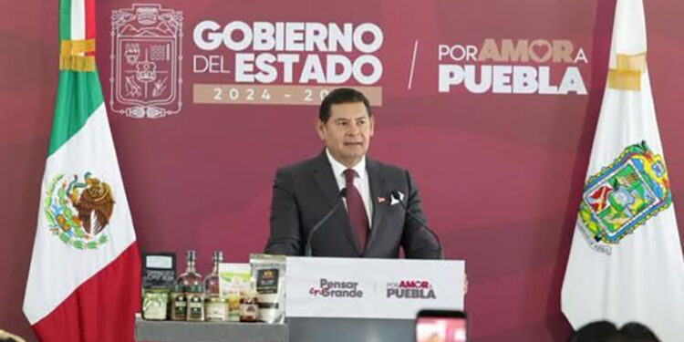 Trabajo coordinado en protección de las mujeres ha logrado reducir índice de feminicidios en Puebla: Armenta Mier