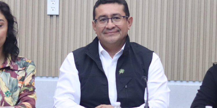 Nueva infraestructura carretera detonará el desarrollo económico y social de la Mixteca: Pável Gaspar