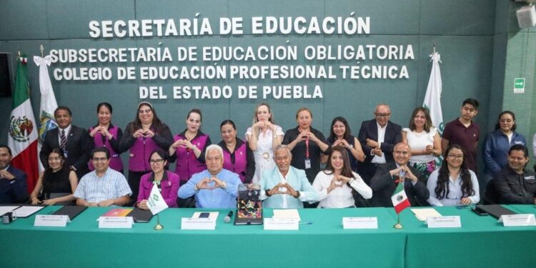 Refuerza Conalep Puebla sinergia con los sectores productivo y educativo