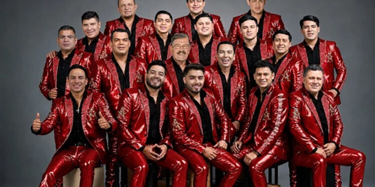 La Arrolladora Banda El Limón presenta su álbum “Si las miradas mataran”