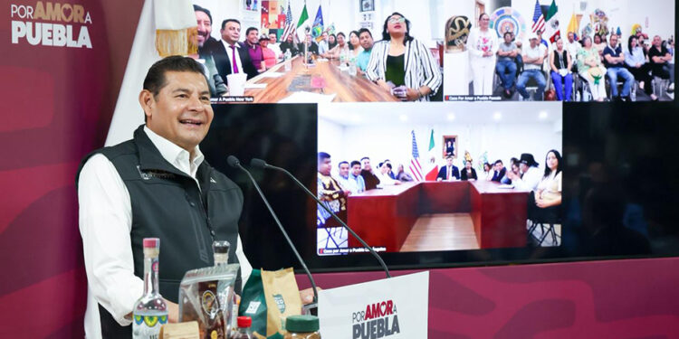 Con Casas de Representación y Obra Comunitaria, Gobierno Estatal fortalece defensa de migrantes