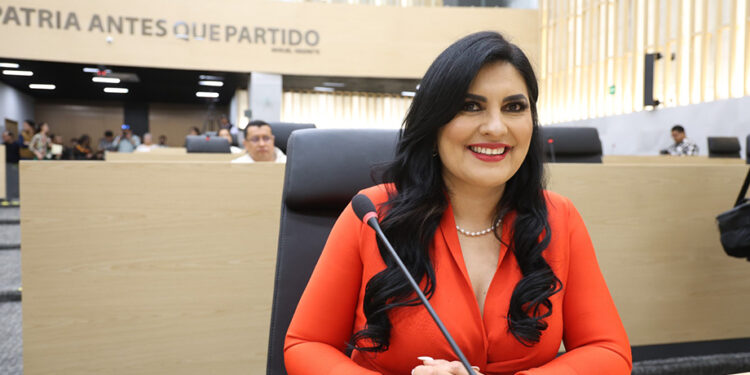 Delfina Pozos solicita información sobre las condiciones actuales del relleno sanitario “Chiltepeque”