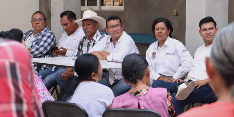 En Ixcamilpa de Guerrero, Pável Gaspar reafirma trabajo legislativo a favor de la Mixteca poblana