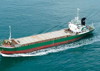 EU inmoviliza buque de Gambia con destino a puerto iraní