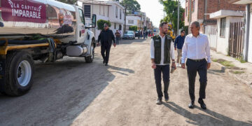 Impulsa Pepe Chedraui mejores vialidades con el Tren Capitalino de Pavimentación