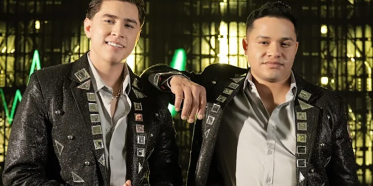 Banda Los Recoditos se colocan hoy en el #1 de Billboard con “En coma inducido”