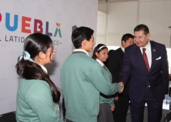 Talento poblano conquista escenarios internacionales en cine, tecnología e innovación