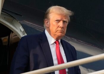 Si no hay negociación habrá un ataque total contra Irán: Trump