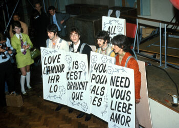 The Beatles y Apple Corps Ltd. reconocen oficialmente la iniciativa de los fans para compartir el mensaje de The Beatles: «All You Need is Love»