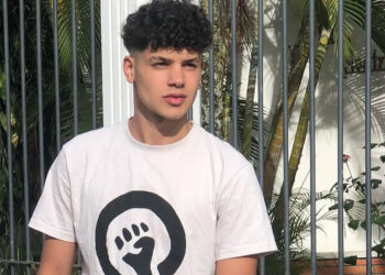 Douglervis Morale: Un Joven Venezolano con Sueños de Grandeza en el Mundo de YouTube y la Moda