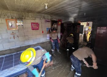 Protección Civil concluye limpieza de casas afectadas por inundación en Ciudad Serdán