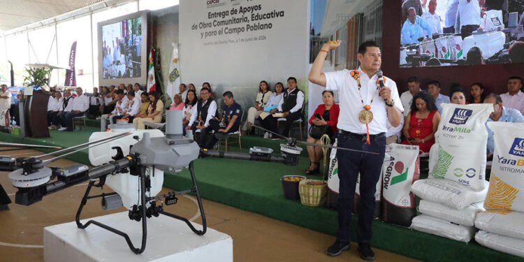 Repunta campo en la Mixteca con tecnología e insumos para generar riqueza comunitaria