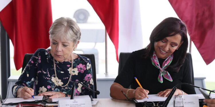 Gobierno Estatal, SEMARNAT y PROFEPA firman acuerdos para proteger La Malinche y transformar el manejo de residuos