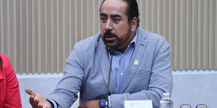 Impulsa Rafael Micalco iniciativa para sancionar el robo de autopartes y combatir este delito