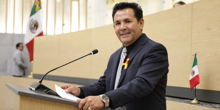 Promueve diputado Óscar Mauricio Céspedes iniciativa para fortalecer la Defensoría Pública en Puebla