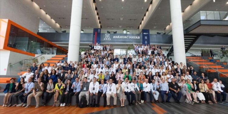 Investigadores de la Anáhuac Puebla fortalecen la construcción de la agenda de investigación internacional de la RIU hacia 2028