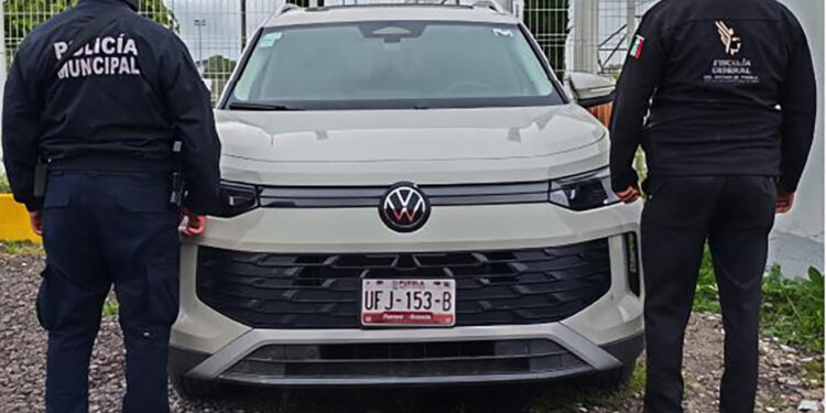 Recuperan auto con reporte de robo