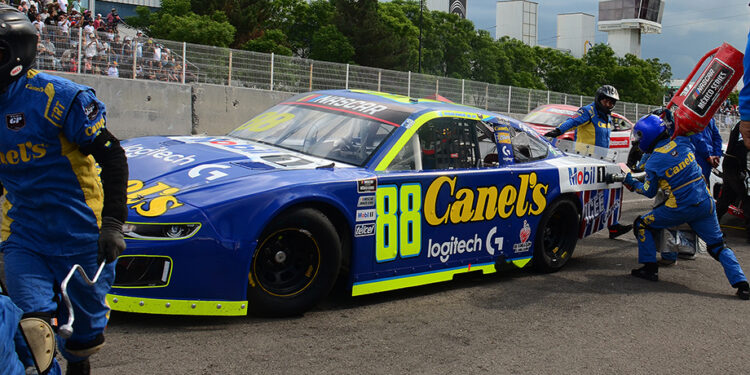 García Jr. rescata un valioso séptimo lugar y Max Gutiérrez finaliza 14º en NASCAR México Querétaro