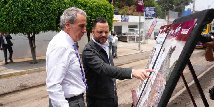 Acelera Pepe Chedraui transformación vial con el Tren Capitalino de Pavimentación