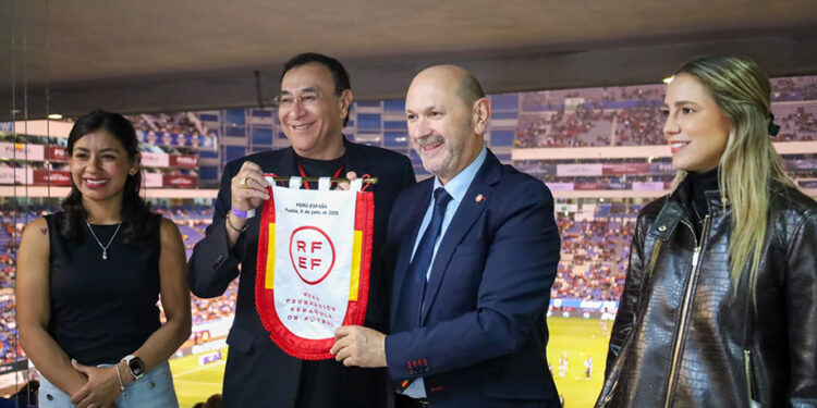 Puebla se convierte en tierra mundialista con partido internacional