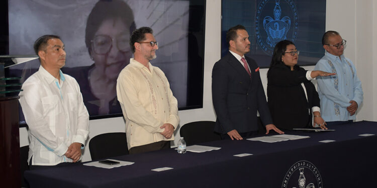 Facultad de Ciencias Políticas y Sociales es ejemplo de trabajo académico