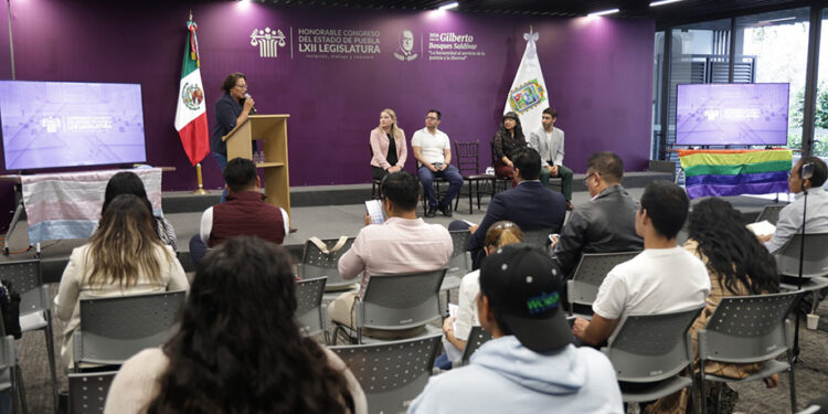 Diputada Gabriela Chumacero encabeza el Foro por la Diversidad