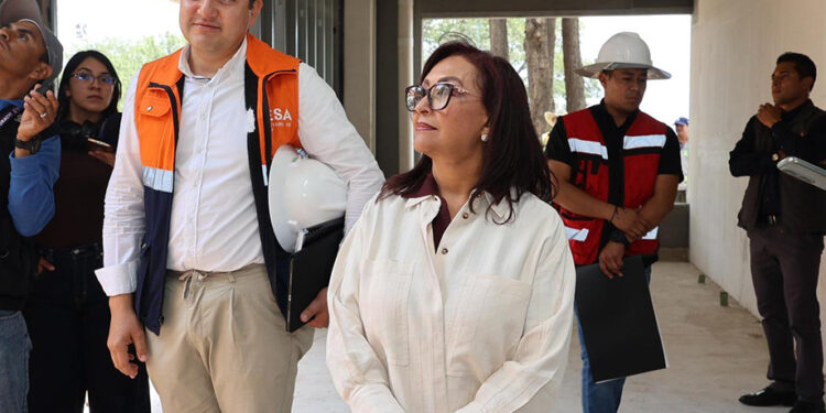 Constata Gobernadora avances de la construcción del nuevo Centro de Atención Oncológica
