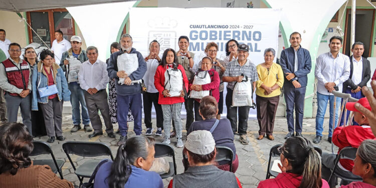 Acercan apoyos alimentarios a familias de Cuautlancingo