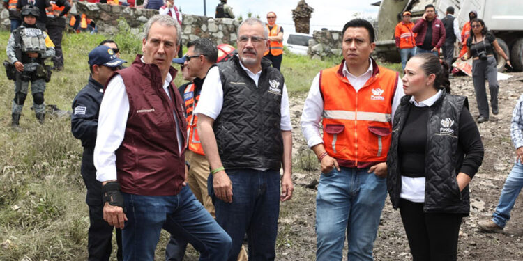 Inspecciona Pepe Chedraui labores en el vaso regulador Puente Negro, así como afectaciones en la zona