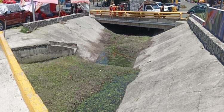 Promueve Gobierno de Pepe Chedraui limpieza y disposición adecuada de residuos para prevenir inundaciones