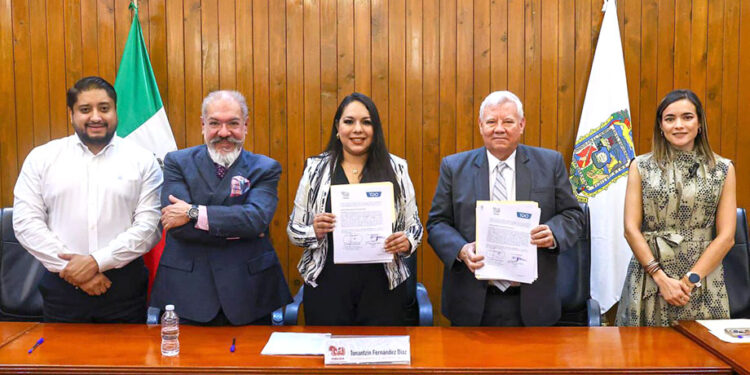 Gracias a la gestión de la Regidora Carolina Fernández hoy es una realidad el convenio con la Universidad Tec de Oriente