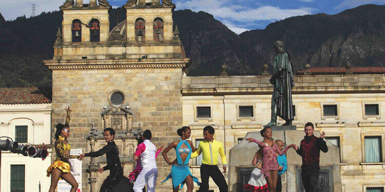 Festival “Colombia en Los Pinos” ofrece muestra representativa de la cultura, tradiciones y cultura alimentaria del país sudamericano