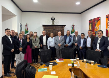 Mantiene Conapesca diálogo permanente con acuacultoras y acuacultores de camarón