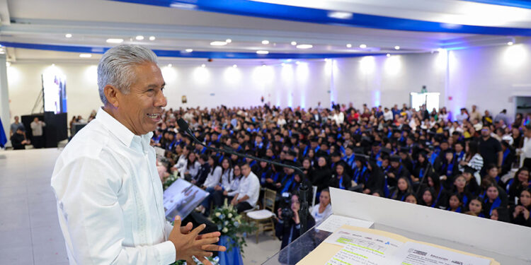 Impulsa SEP formación de profesionales de la educación en Teziutlán