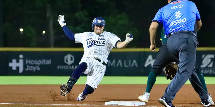 Arrancó la serie de fin de semana entre Pericos y Tigres con triunfo poblano
