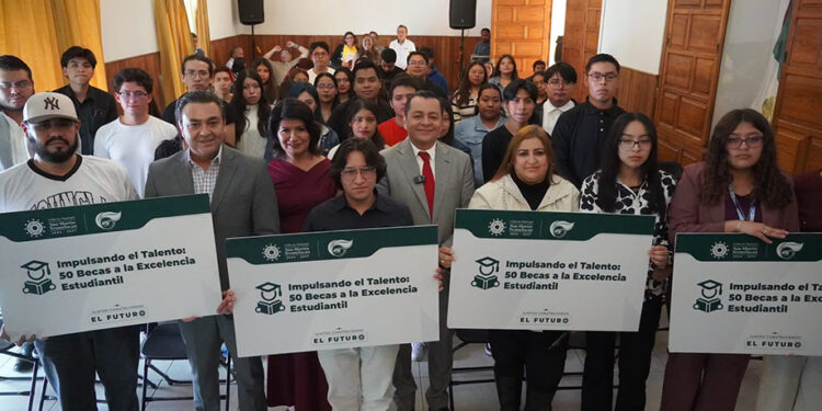 Fortalecen vinculación UTH y ayuntamiento texmeluquense para becas estudiantiles