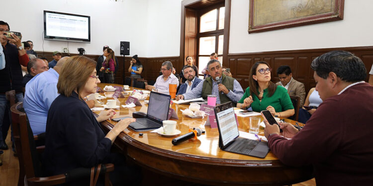 Avanzan obras de infraestructura, luminarias y ordenamiento vial en Puebla capital