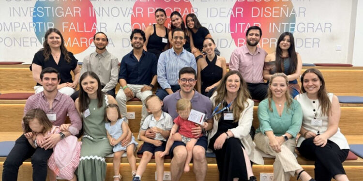 Universidad Anáhuac Puebla fortalece su red global de egresados con el Capítulo Madrid