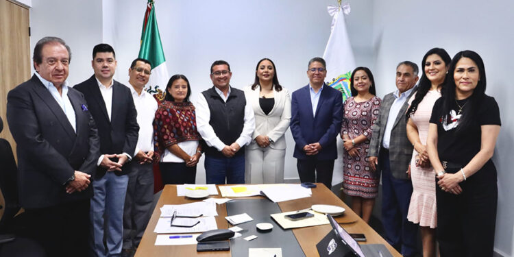 Designan en el Congreso del Estado a nuevos titulares del área Jurídica y Servicios Legislativos