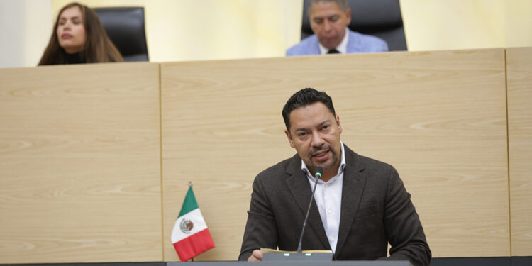 Presenta diputado Andrés Villegas iniciativa para crear la Comisión de Verificación de Integridad en Candidaturas en Puebla