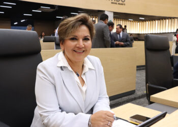 Diputada Floricel González promueve la dignidad, protección y revalorización del magisterio poblano
