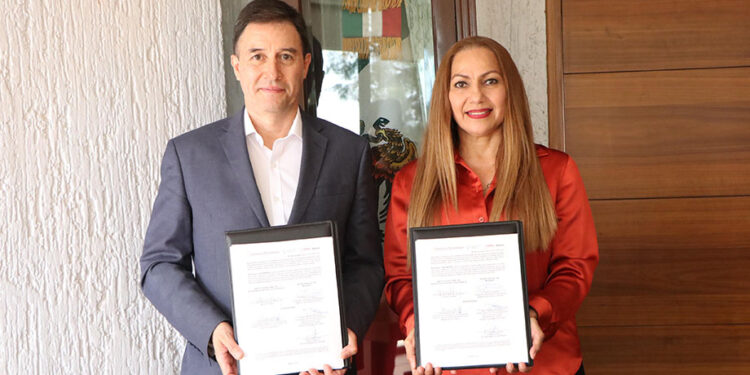 Fortalecen Secretaría de las Mujeres e INAOE igualdad en ciencia y tecnología