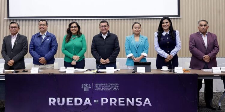 Pável Gaspar Ramírez critica el funcionamiento de la concesión de agua potable