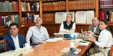 Dan seguimiento Pepe Chedraui y Aguilar Pala a acciones para atender afectaciones en el bulevar 5 de Mayo