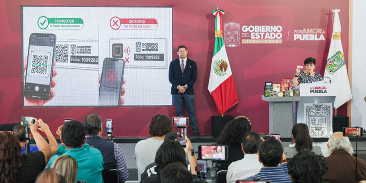 Avanza gobierno estatal en la entrega de distintivos electrónicos para motociclistas